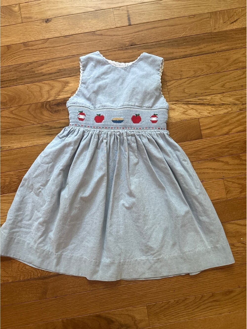 Vive la fete girls smocked dress size 5